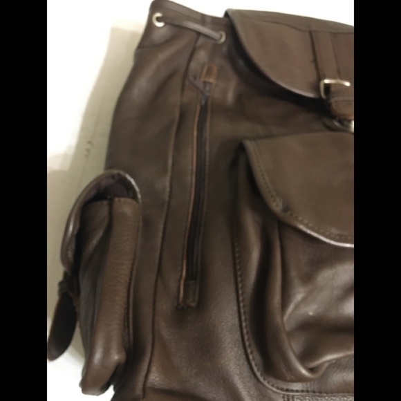 Large Vintage Brown Cowhide Leather Backpack - Picture 11 of 16